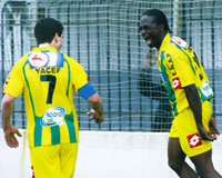 1/8 Finale. ASK 2-4 (A.P) JSK  : La JSK se qualifie en 1/4 de finale de la Coupe d'Alg�rie.