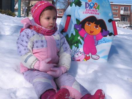Le regard d'une fille kabyle dans la neige