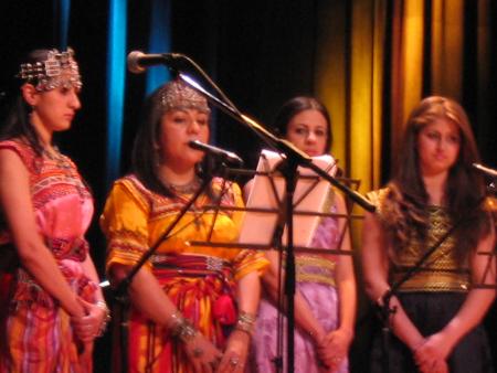 La Troupe Tilelli d�Ottawa  ( Chants traditionnels de Kabylie )