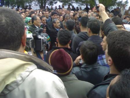 Tassaft Ouguemoune :Comm�moration de la mort des colonels Amirouche et Haoues