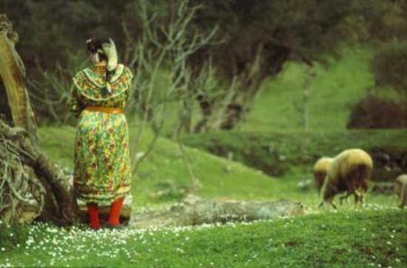  Une portrait de femme kabyle