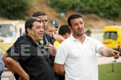 Division 1 /Foot-Ball /Alg�rie /JSK :Et si Sa�b continuait ?