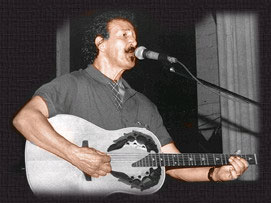 Hommage � Lounis Ait-Menguellet.