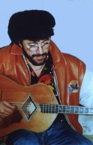 ayen! ayen?...pourkoi pourquoi...why why...merci matoub t sera tjr vivant...