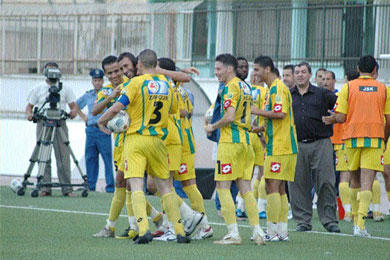 Les Kabyles provisoirement en t�te du classement