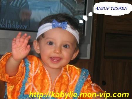 Tamedit n-was : C'est notre berceau que chante Lounis...